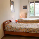 Apt Isola Milan Easy To Airport Bus Trains